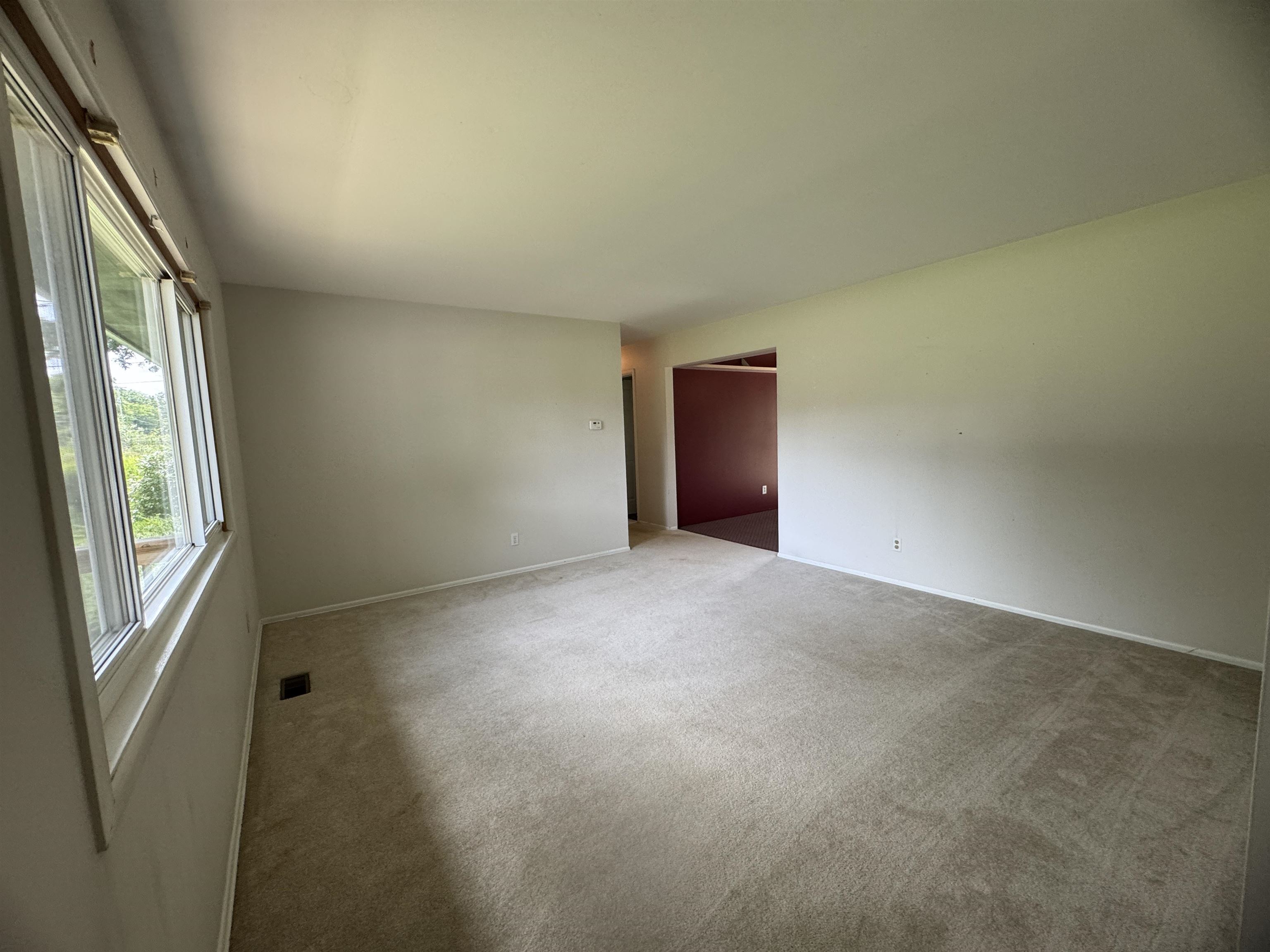 12501 North Jennings Road Clio, MI 48420 - Photo 3 of 27 50183127-7d34f2f7-179e-475b-9ac2-8659ecc82d22.JPG