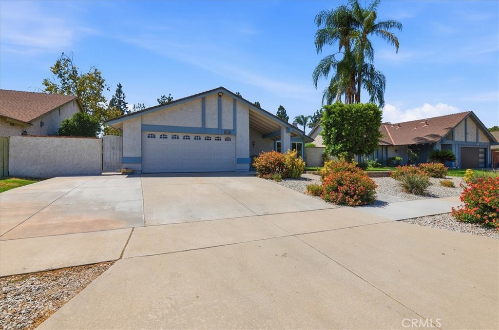 8618 Turlock Drive Riverside, CA 92504 - Photo 4 of 31