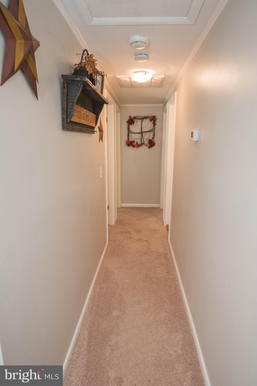 9201 Seahawk Road Berlin, MD 21811 - Photo 16 of 42 Hallway