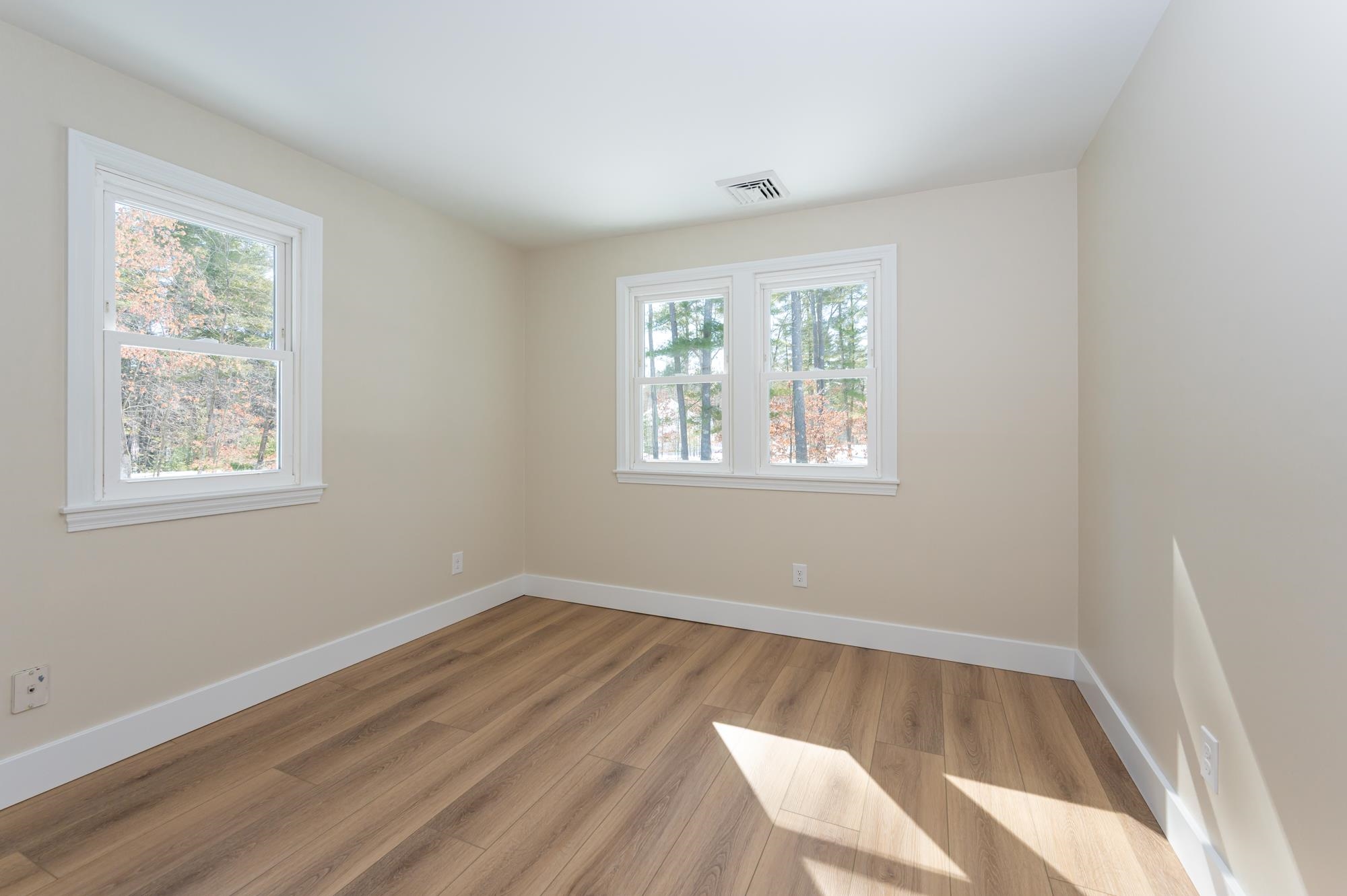 449 Silver Lake Road Hollis, NH 03049 - Photo 17 of 44