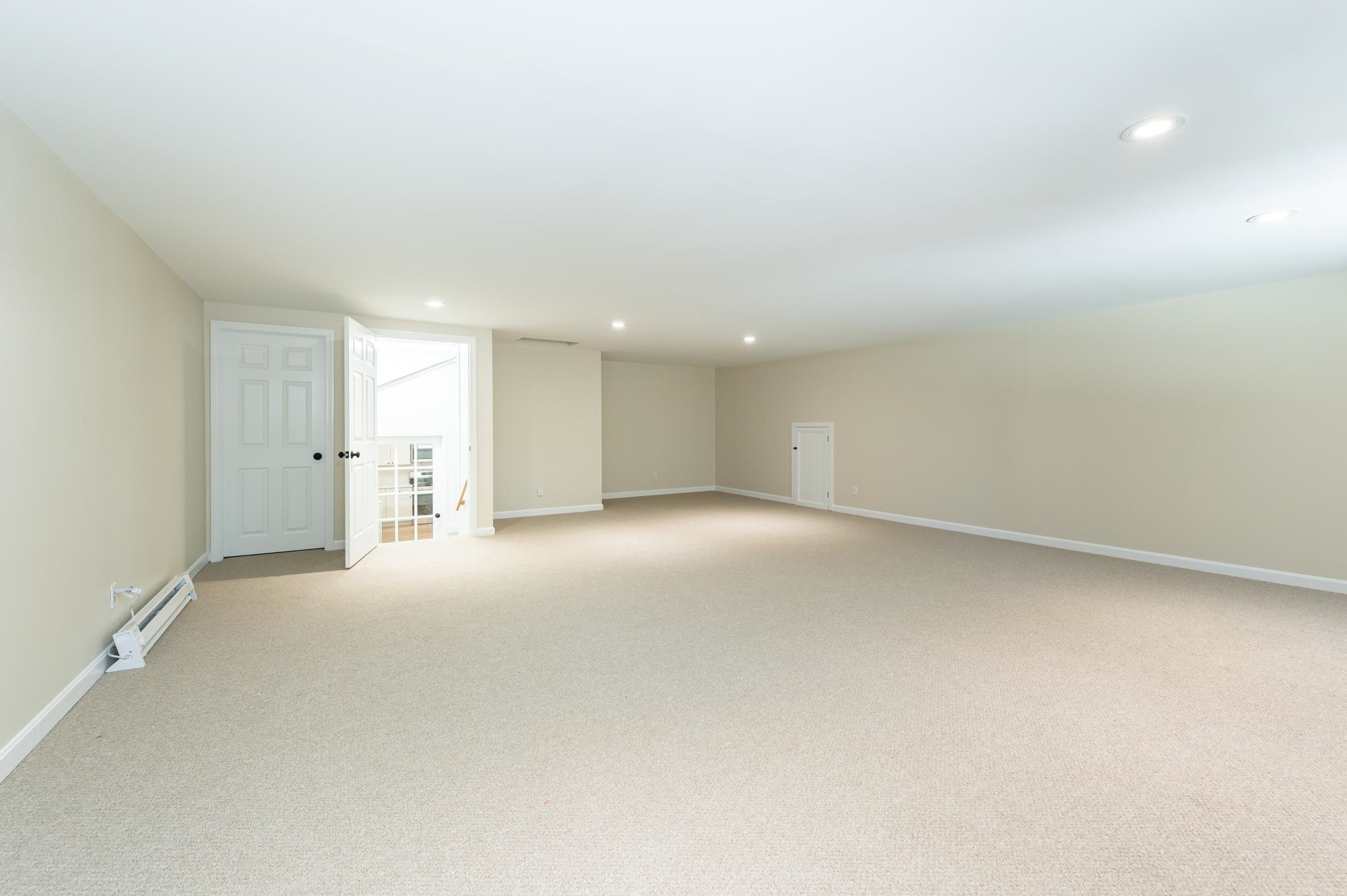 449 Silver Lake Road Hollis, NH 03049 - Photo 25 of 44