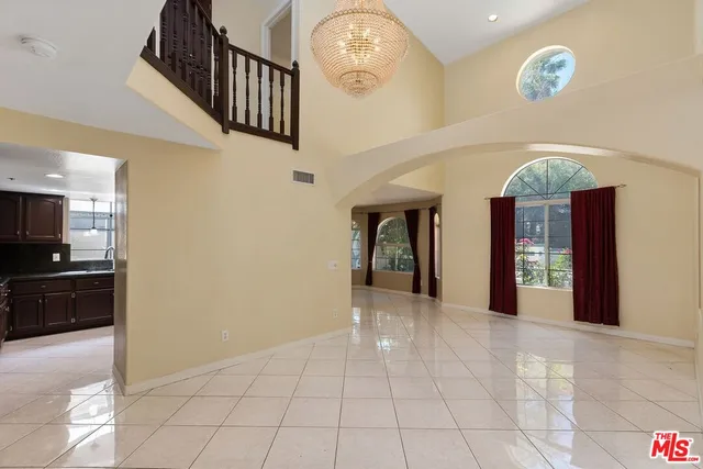 a view of entryway with a front door