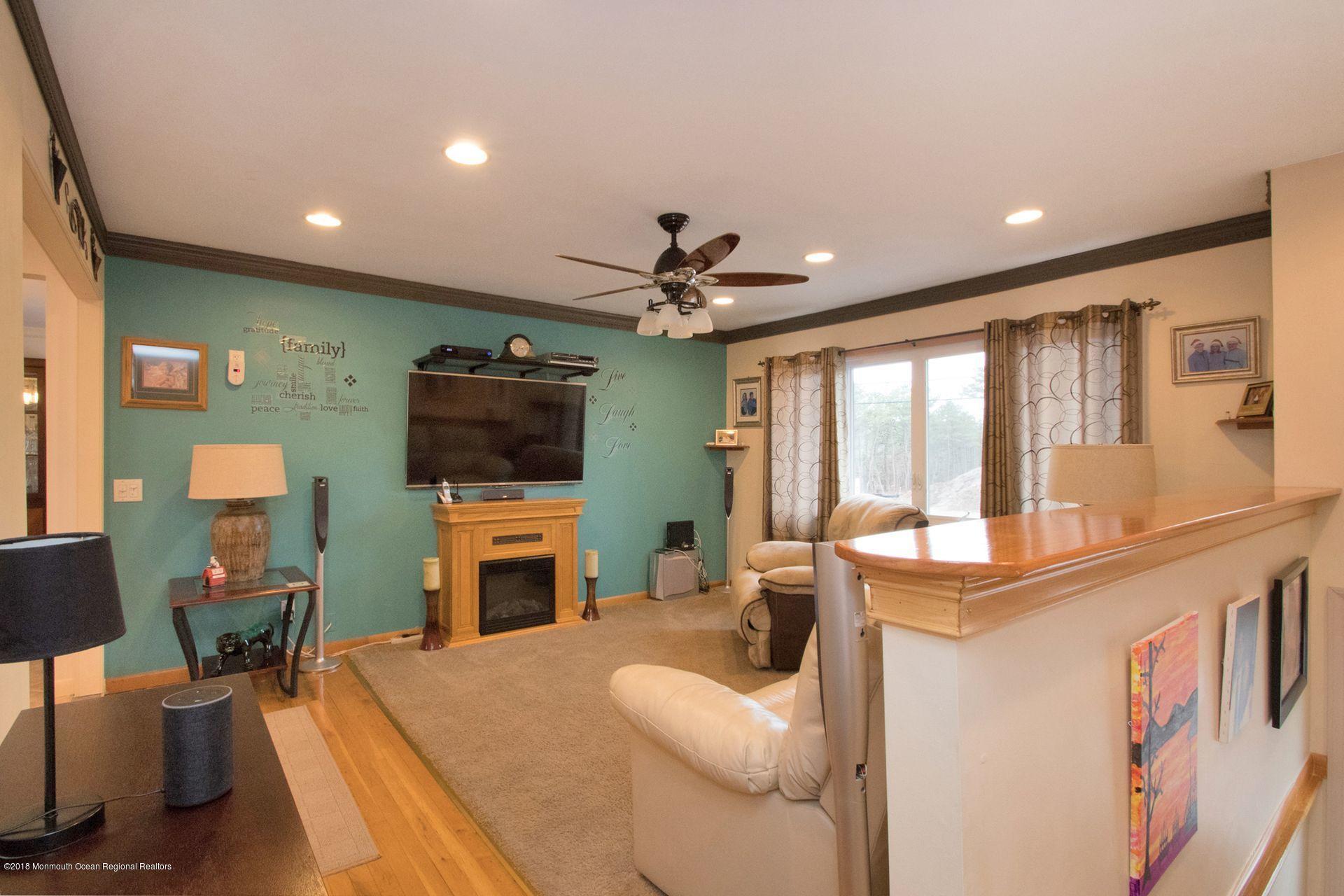 353 Old Squan Road Brick, NJ 08724 - Photo 8 of 27 Living rm