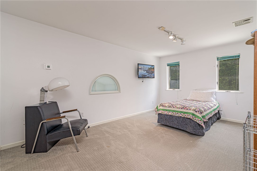 48 Wright Lane Jamestown, RI 02835 - Photo 41 of 48 Guest bedroom