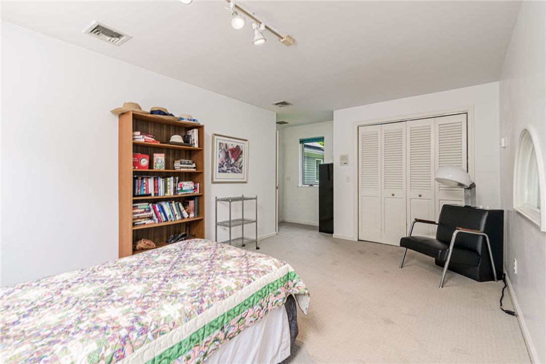 48 Wright Lane Jamestown, RI 02835 - Photo 42 of 48 Guest bedroom