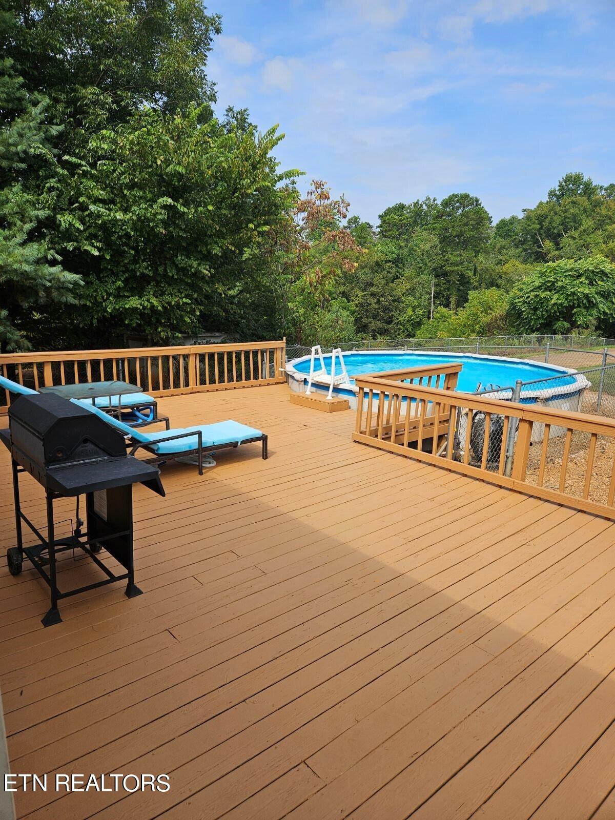 209 North Clover Hill Ridge Road Maryville, TN 37801 - Photo 27 of 44 02