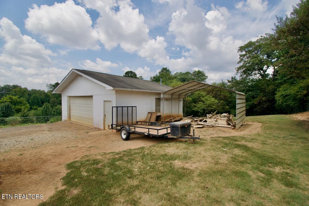 209 North Clover Hill Ridge Road Maryville, TN 37801 - Photo 36 of 44 DSC_0915