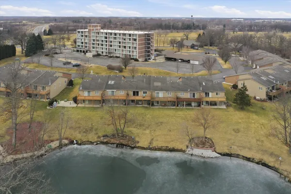 $230,000 | 54 Village Woods Drive, Crete, IL 60417