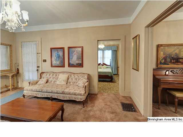 612 Alice Street Bessemer, AL 35022 - Photo 6 of 32