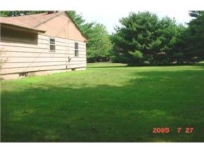 74 Dracut Road Hudson, NH 03051 - Photo 3 of 5