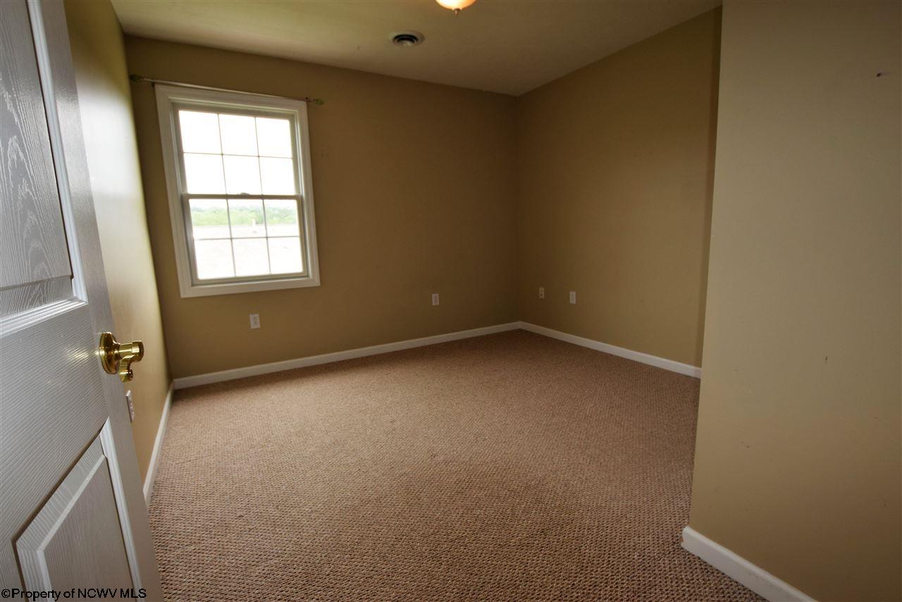 26 Kylie Street Reedsville, WV 26547 - Photo 6 of 11 Gallery Image 6