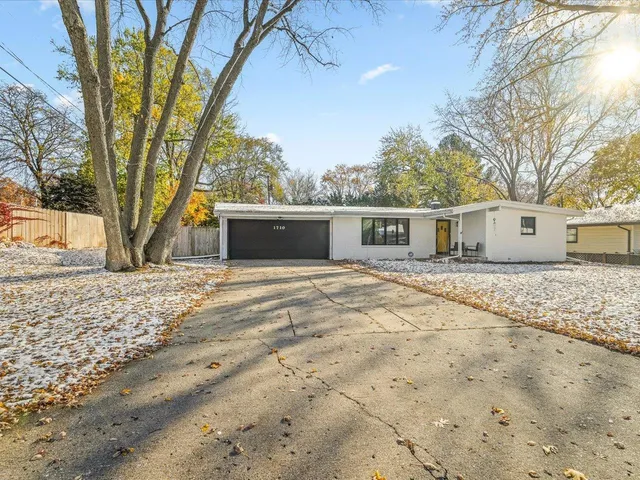 $155,000 | 1710 Lynnwood Street, Rockford, IL 61108