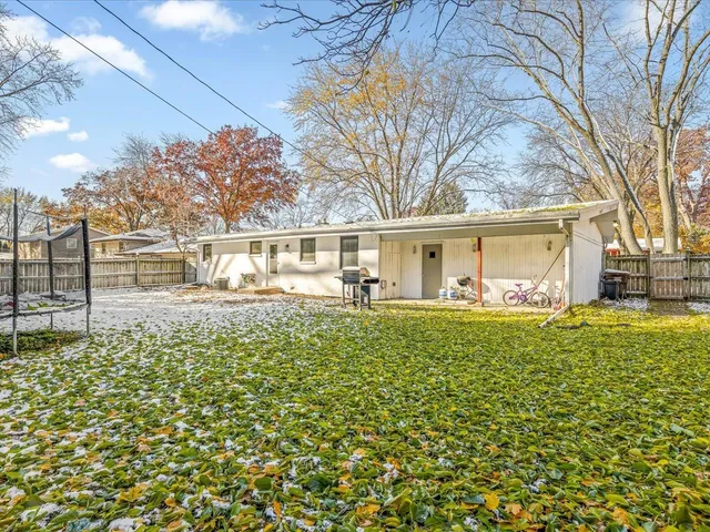 $155,000 | 1710 Lynnwood Street, Rockford, IL 61108