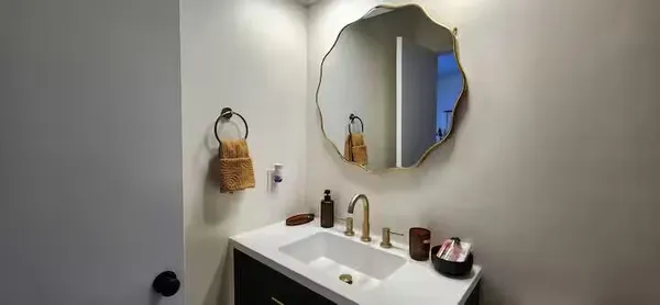 $2,000 | 8471 Yadkin Circle, Unit M, North Charleston, SC 29406