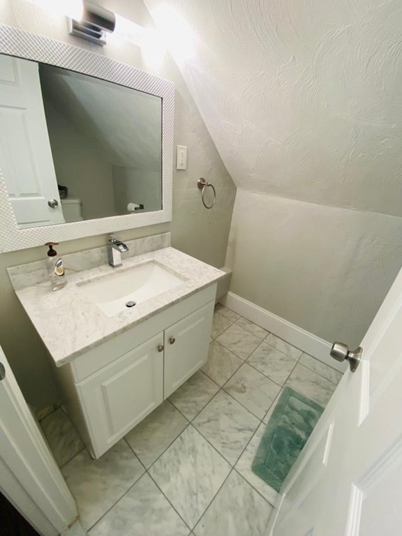 7 Cedar Road Shrewsbury, MA 01545 - Photo 15 of 18 Gallery Image 15