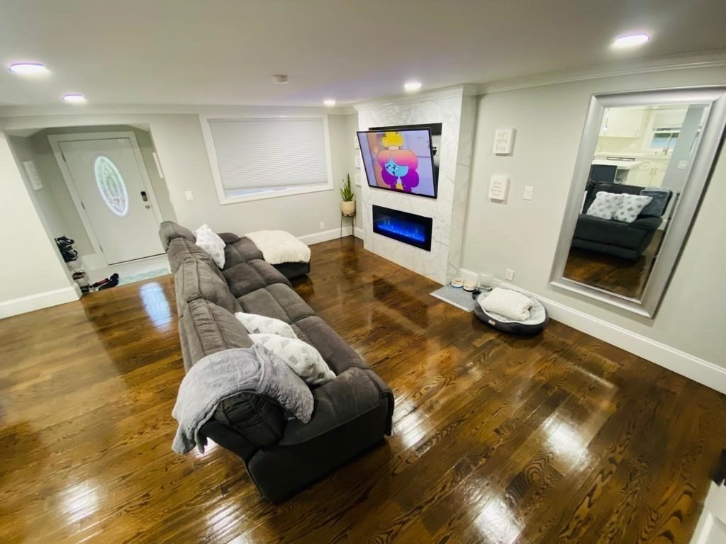 7 Cedar Road Shrewsbury, MA 01545 - Photo 5 of 18 Gallery Image 5