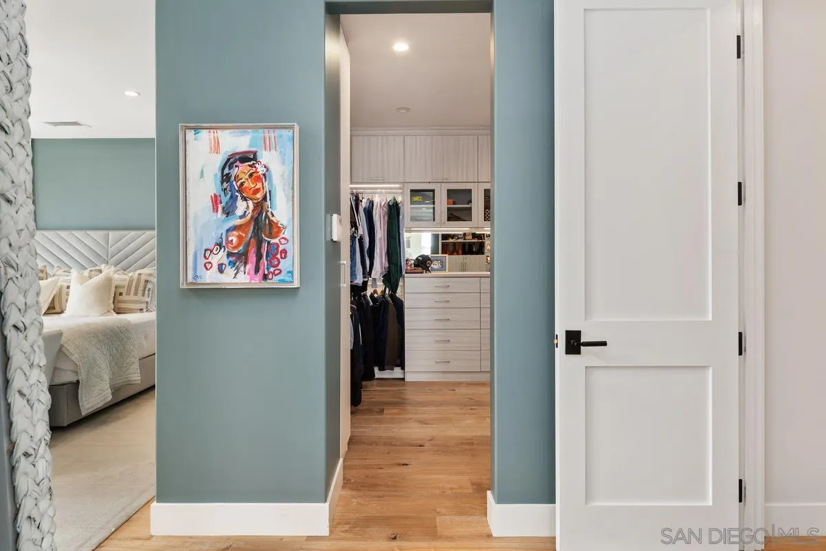 1112 Crest Drive Encinitas, CA 92024 - Photo 25 of 49