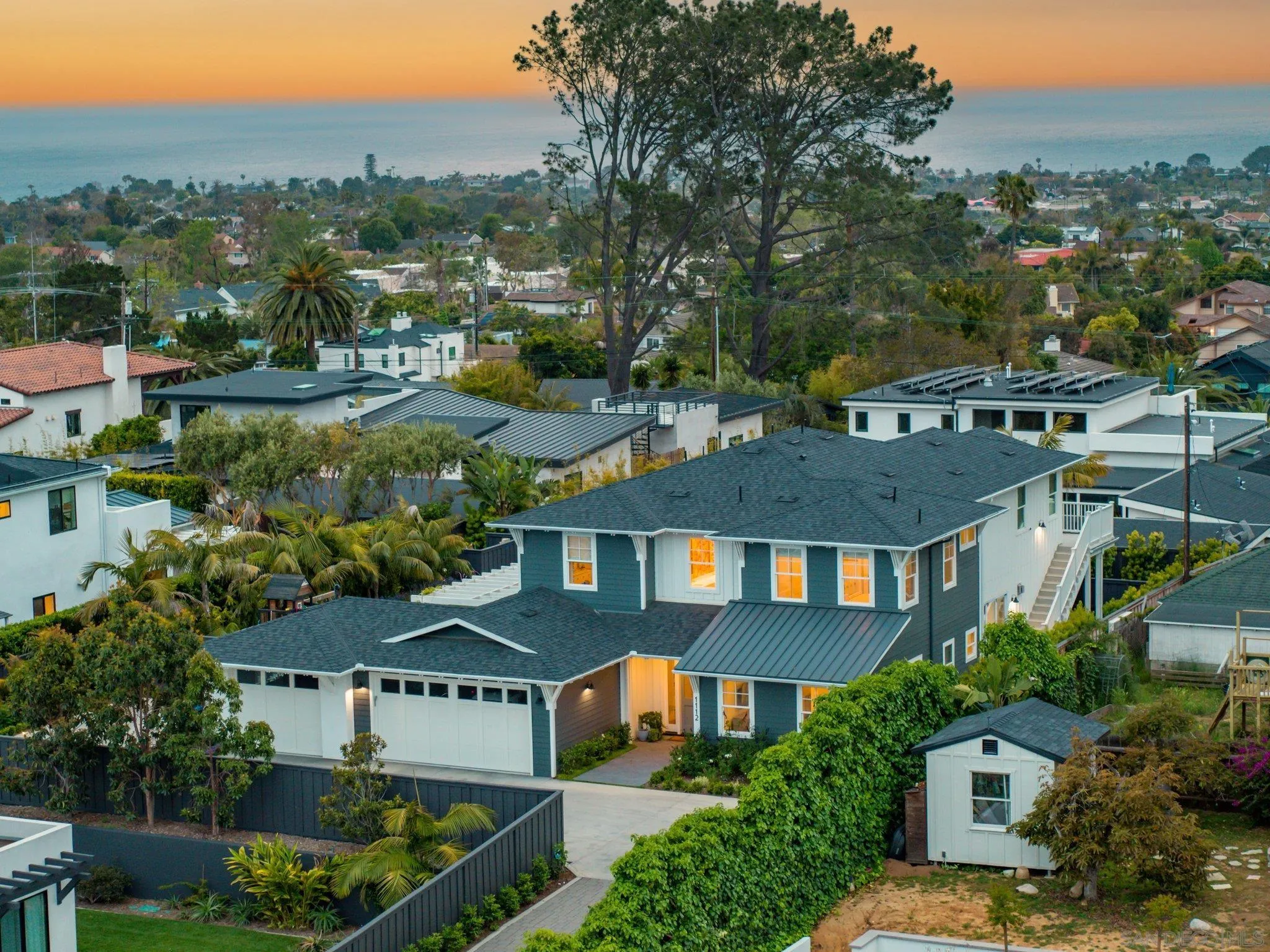 1112 Crest Drive Encinitas, CA 92024 - Photo 43 of 49