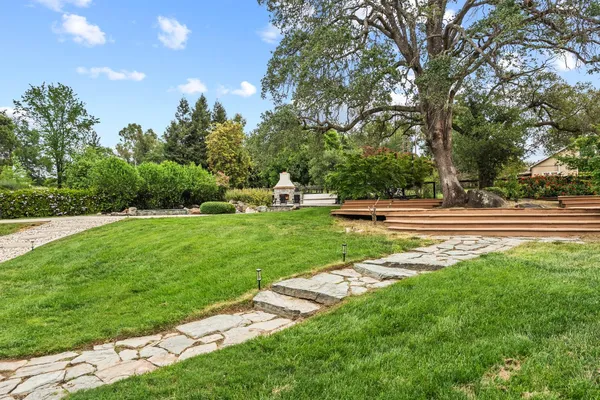 $2,649,000 | 8315 Horseshoe Bar Road, Loomis, CA 95650