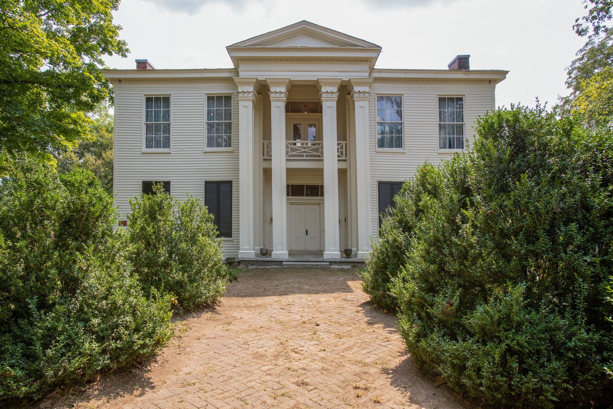 2536 Duplex Road Spring Hill, TN 37174 - Photo 1 of 32 front view of a house