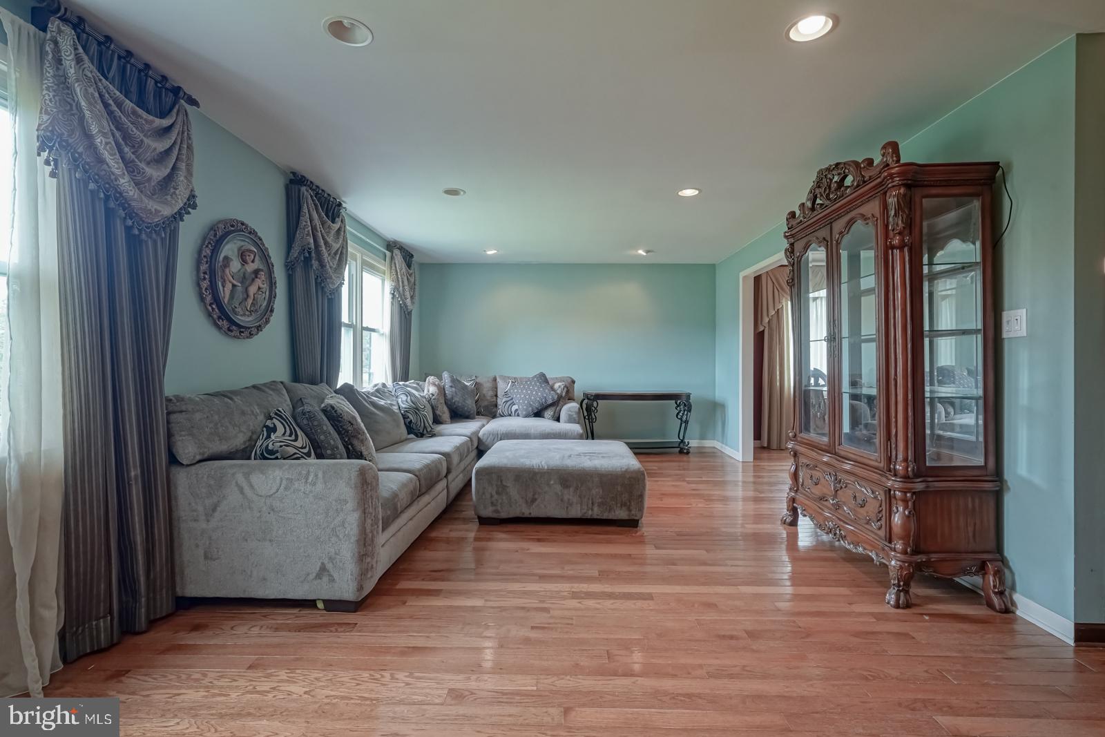 505 Egg Harbor Road Sewell, NJ 08080 - Photo 9 of 48