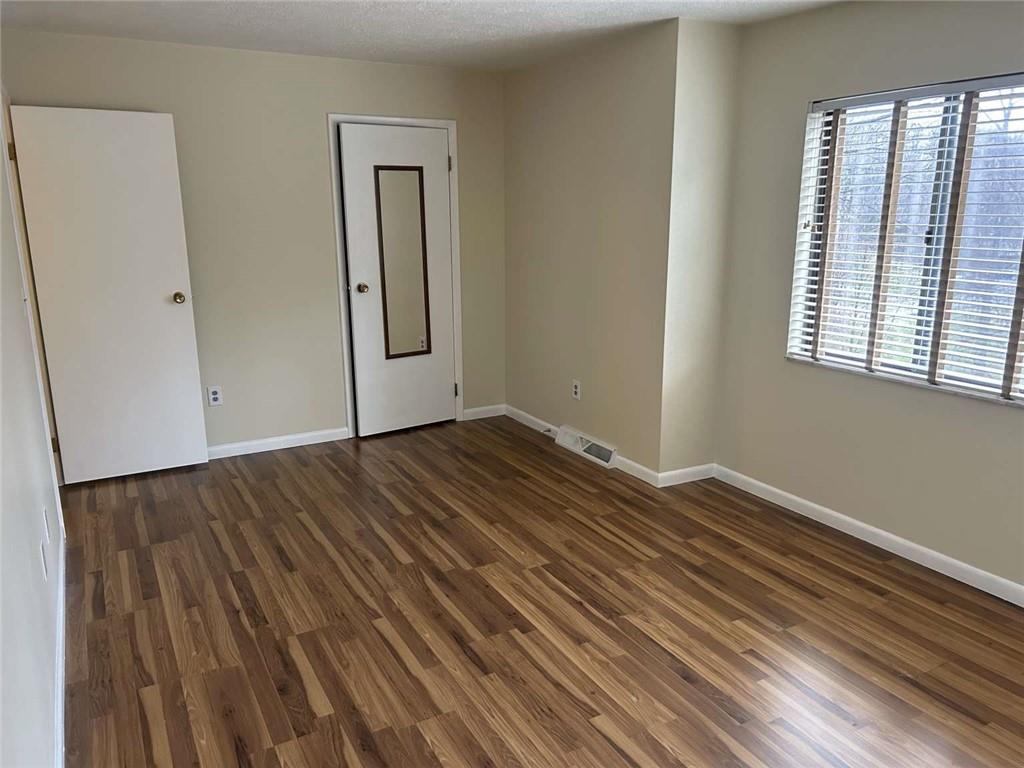 203 Springwater Court Coraopolis, PA 15108 - Photo 16 of 25 Gallery Image 16