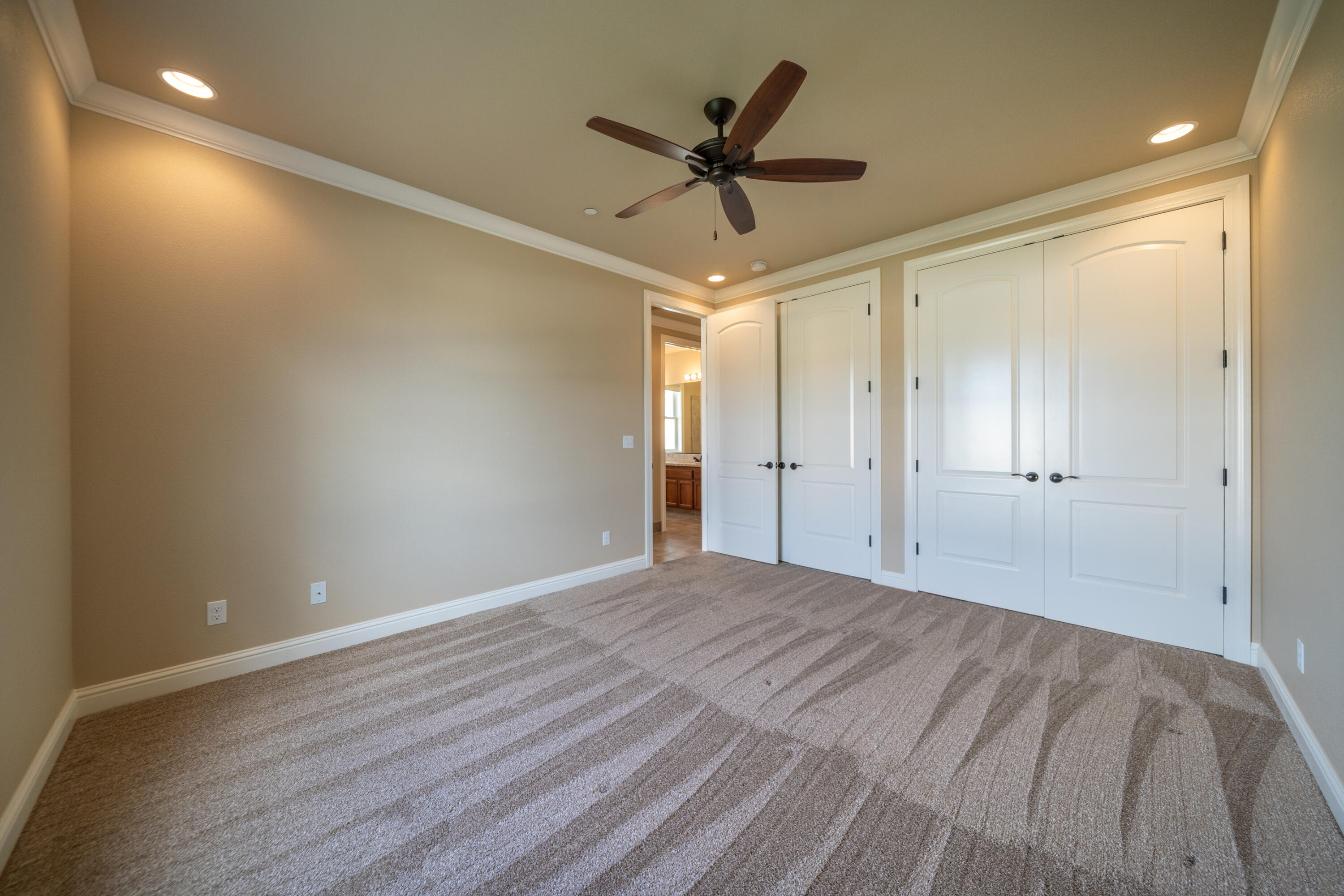 1915 Jolie Way Redding, CA 96003 - Photo 13 of 32 Bedroom