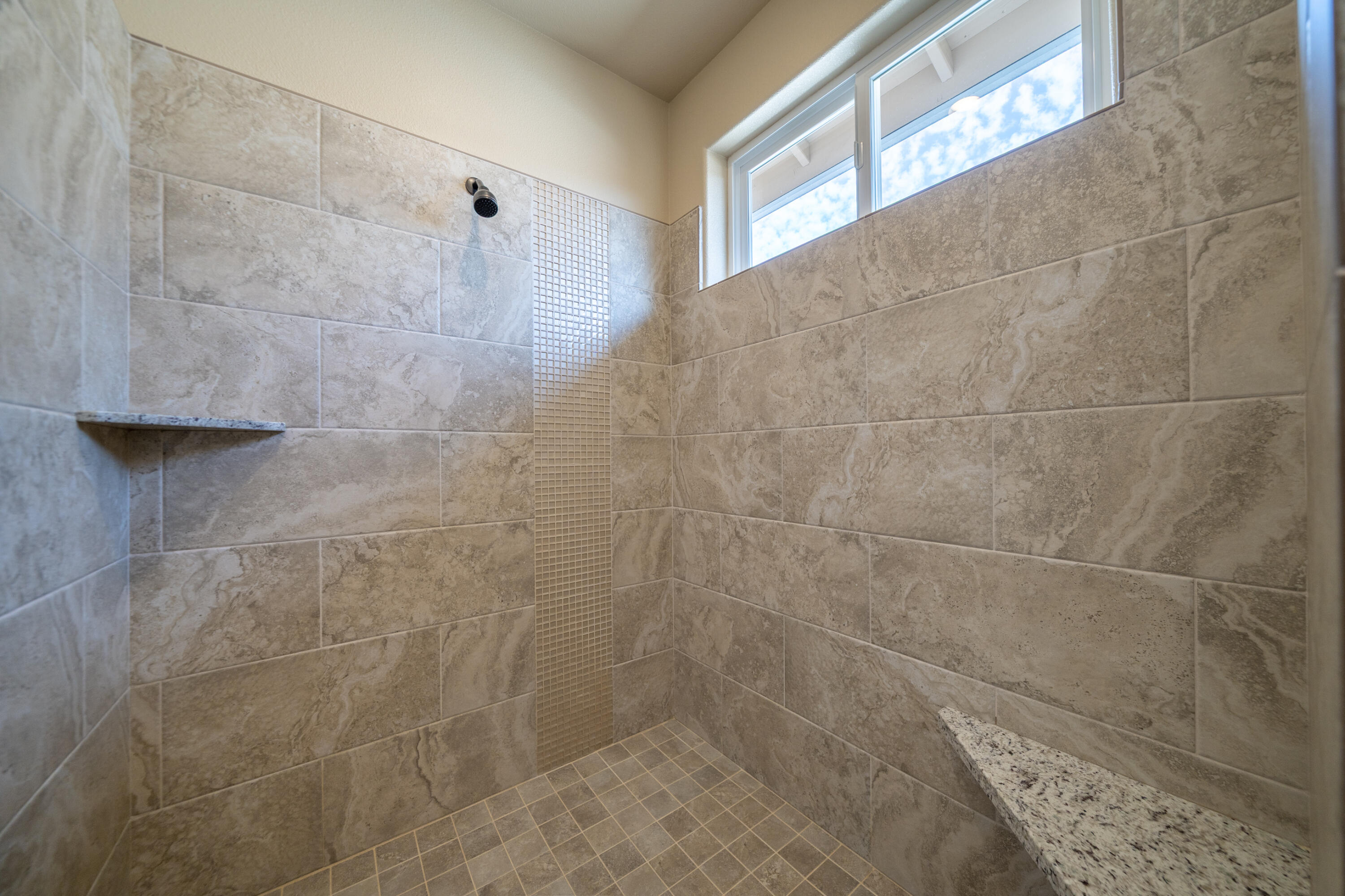 1915 Jolie Way Redding, CA 96003 - Photo 9 of 32 Primary Shower