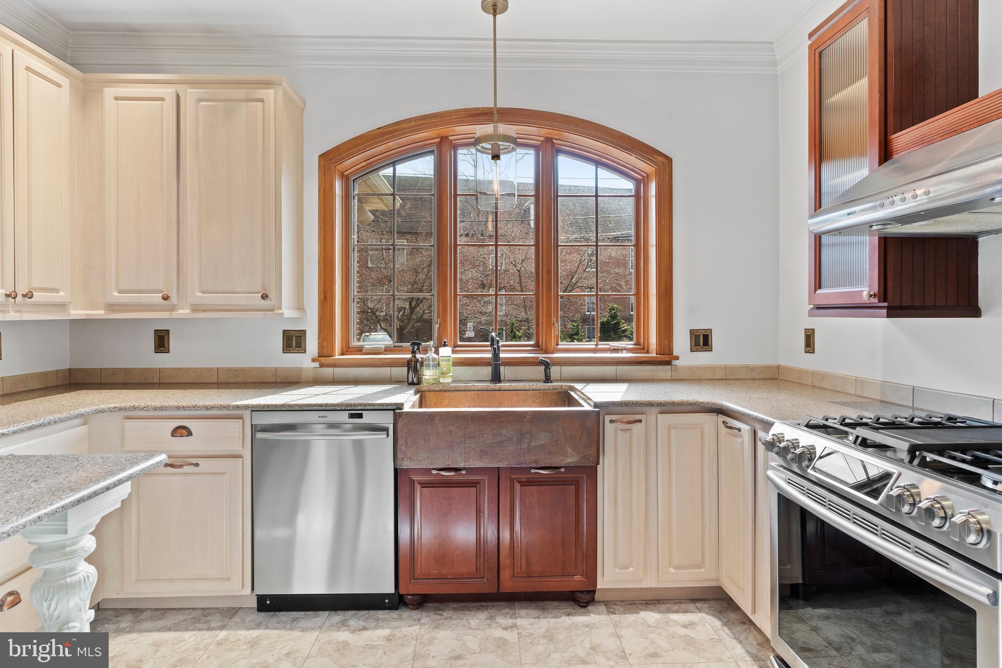 118 Graham Street Harrisburg, PA 17110 - Photo 18 of 43