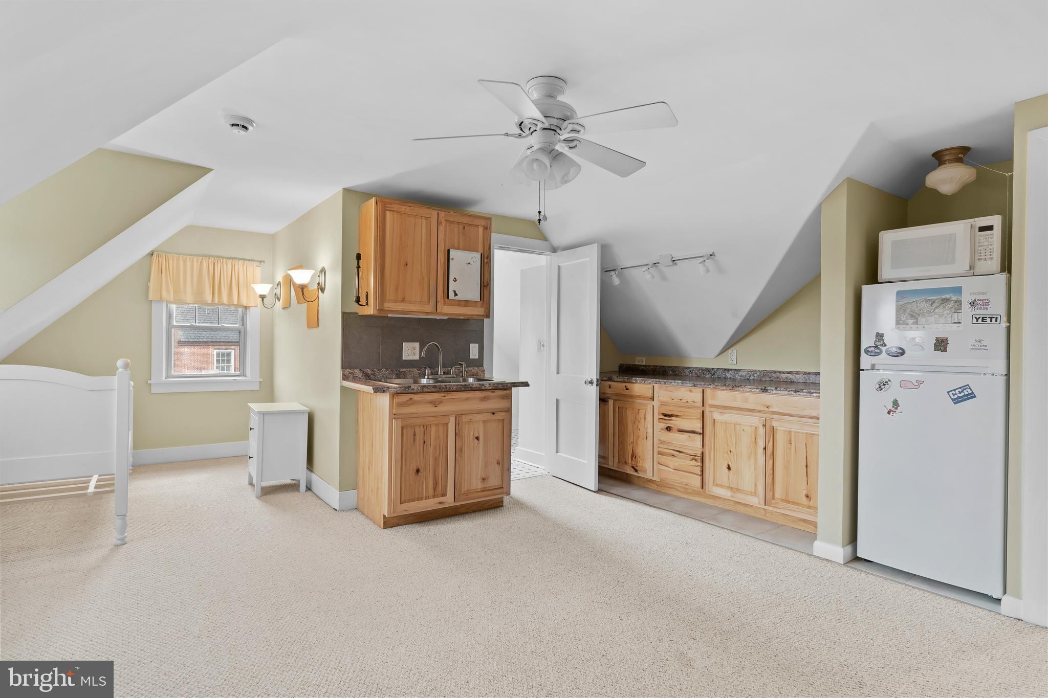 118 Graham Street Harrisburg, PA 17110 - Photo 33 of 43