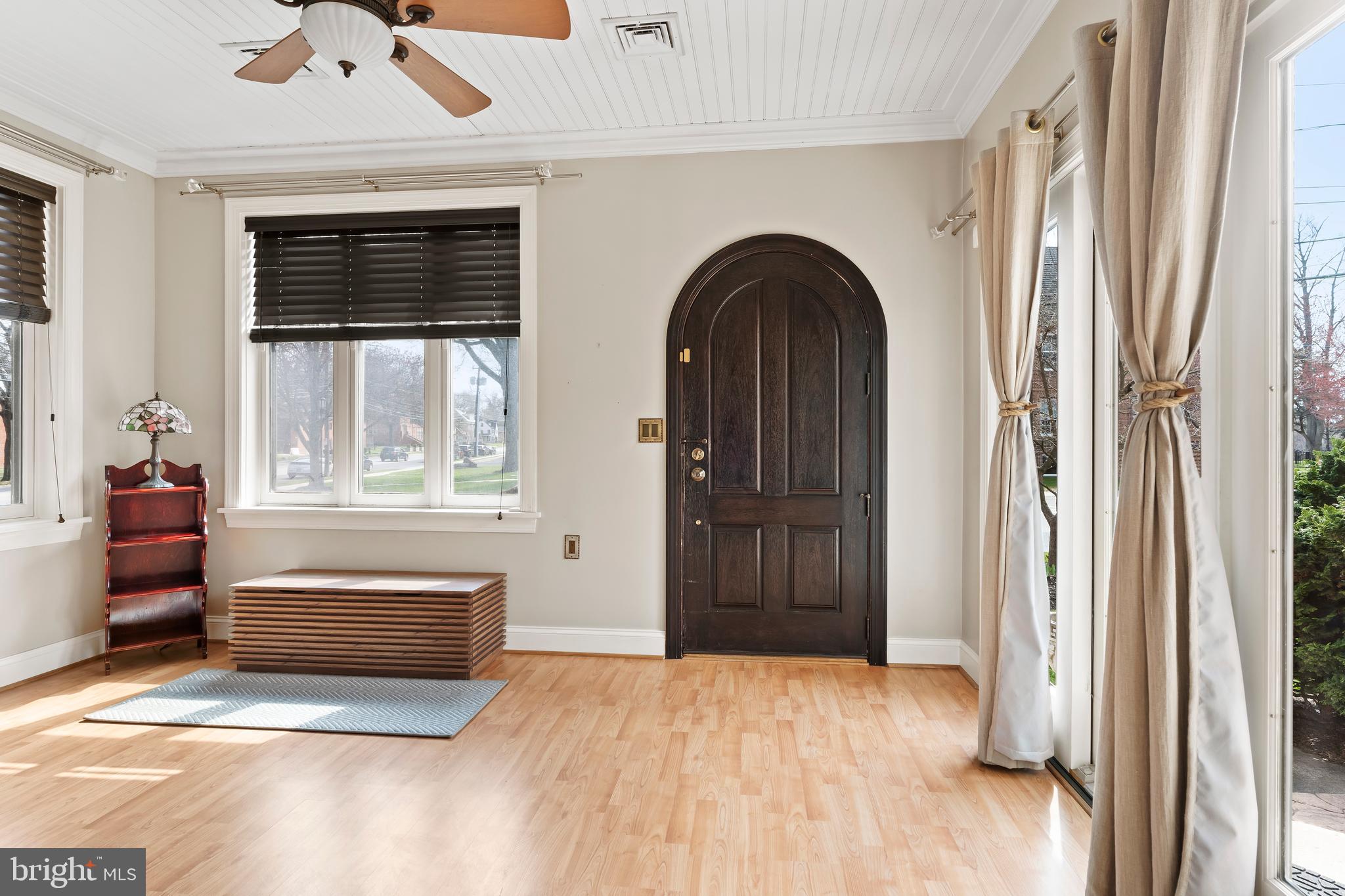 118 Graham Street Harrisburg, PA 17110 - Photo 4 of 43