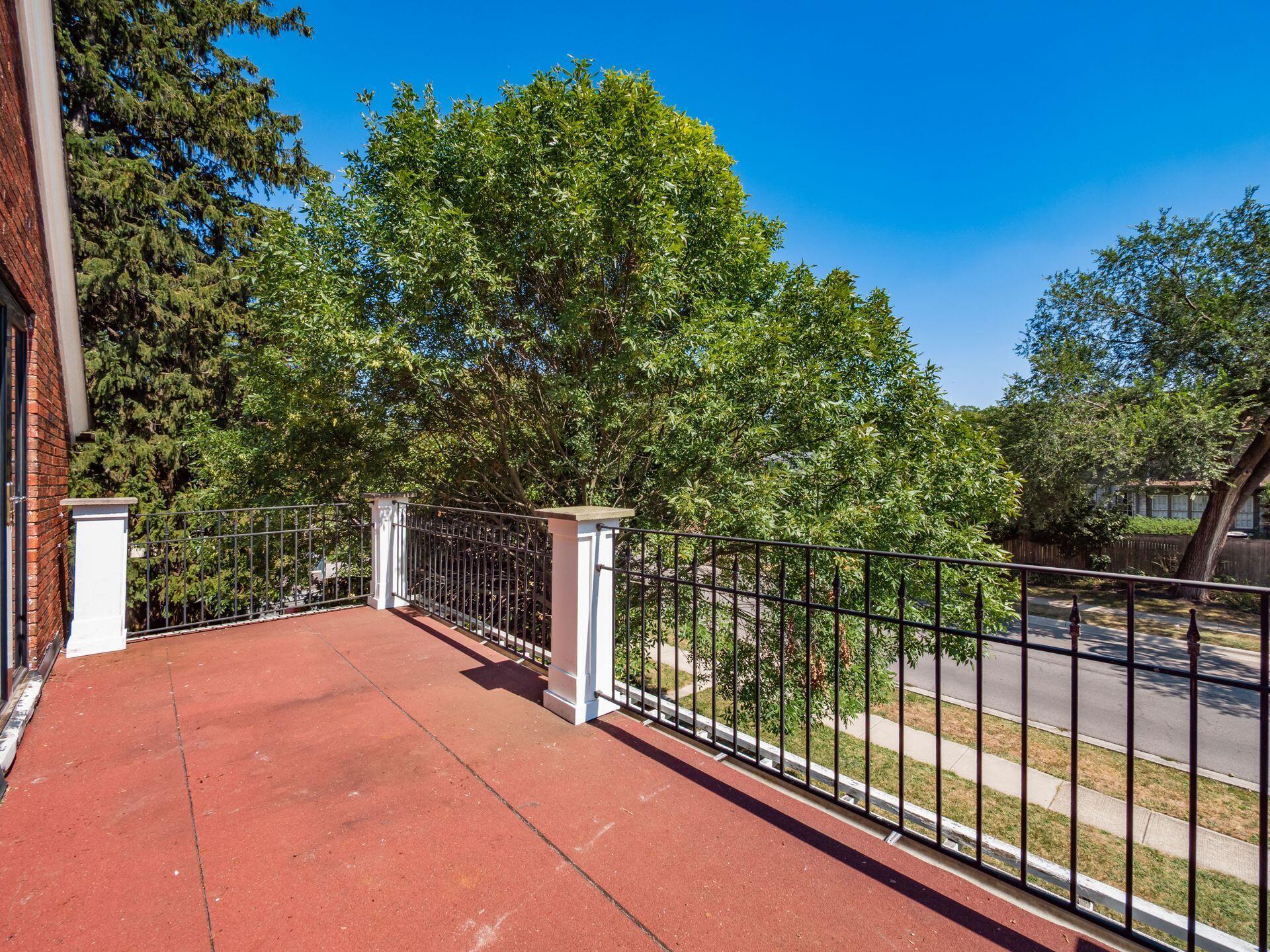 2424 Sherwood Road Bexley, OH 43209 - Photo 28 of 92 Second Floor Balcony