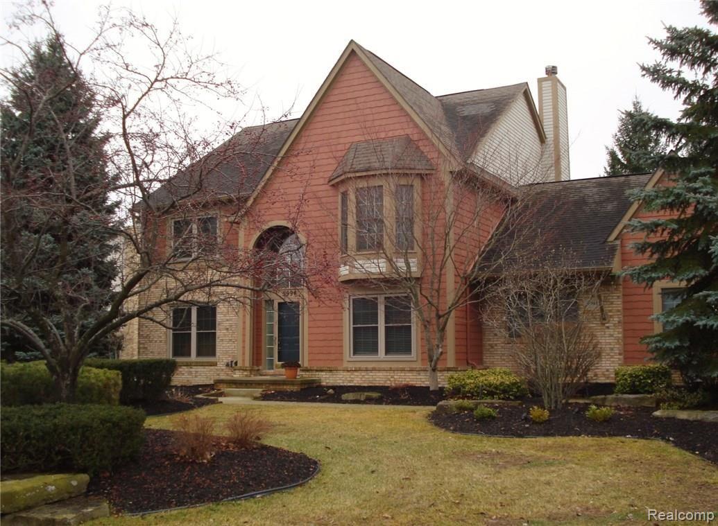 3994 May Center Road Lake Orion, MI 48360 - Photo 2 of 26 DSC05359.JPG