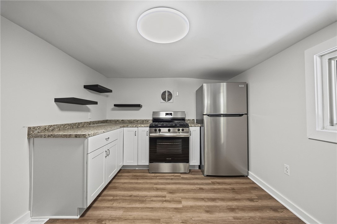 232 Almay Road Greece, NY 14616 - Photo 4 of 35