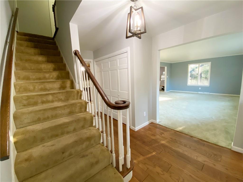 26 Country Club Road Grove City, PA 16127 - Photo 2 of 17 Gallery Image 2