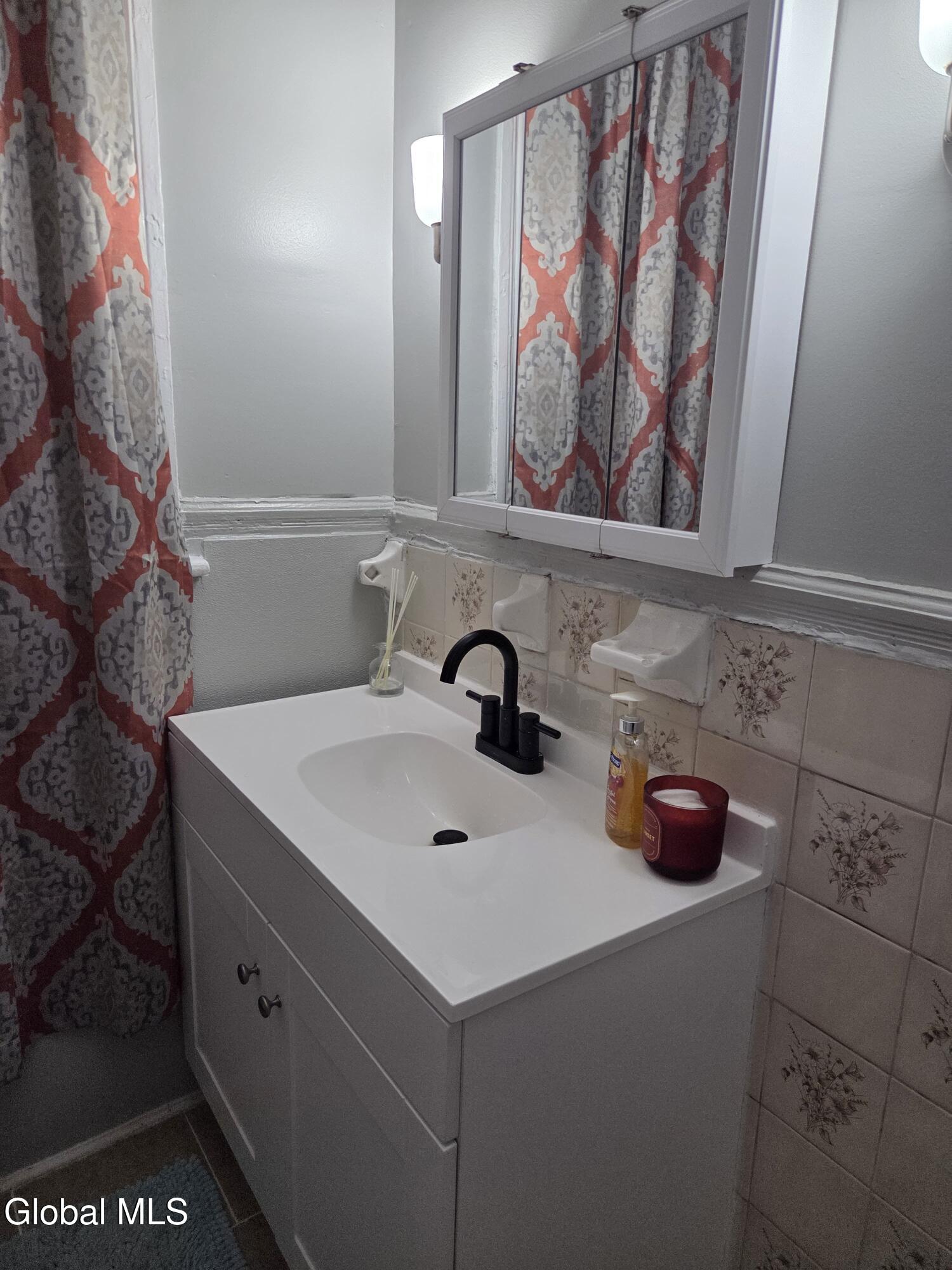 458 Hulett Street Schenectady, NY 12307 - Photo 12 of 34 PHOTO-2025-11-28-12-31-37 copy