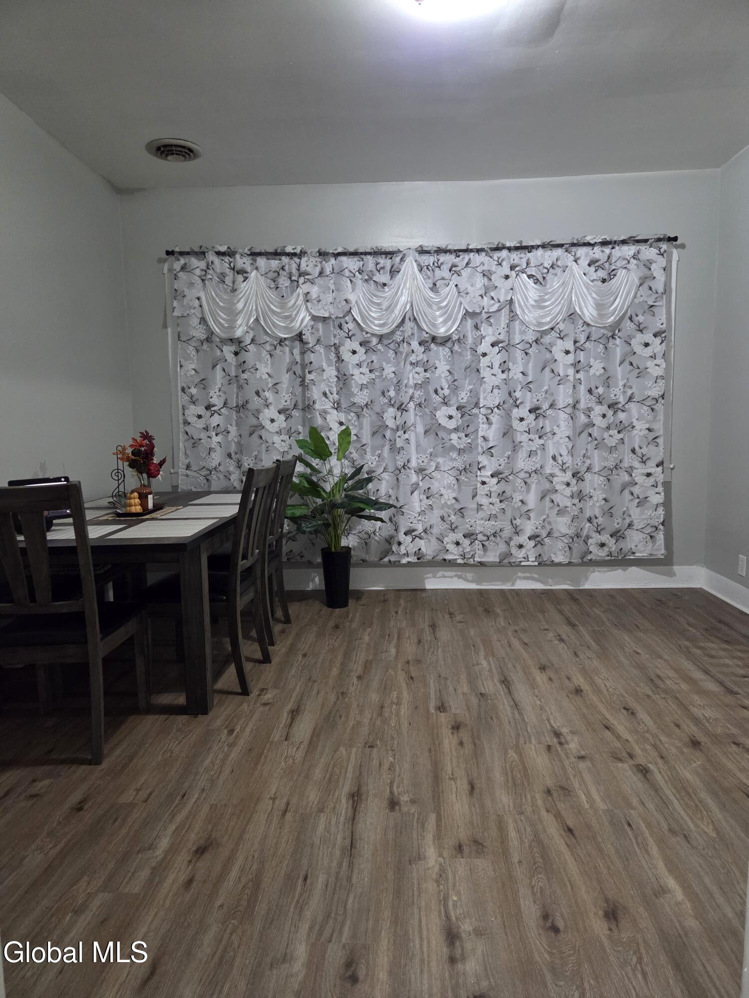 458 Hulett Street Schenectady, NY 12307 - Photo 9 of 34 PHOTO-2025-11-28-12-31-33