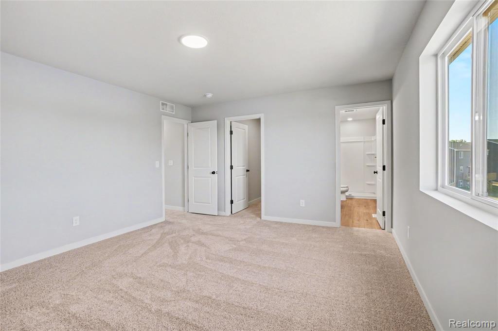 6044 Lahring Road Linden, MI 48451 - Photo 16 of 43