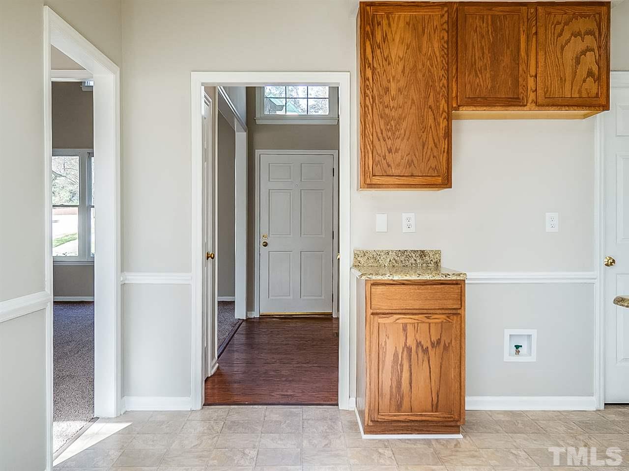 2500 Holbrook Court Raleigh, NC 27604 - Photo 5 of 26