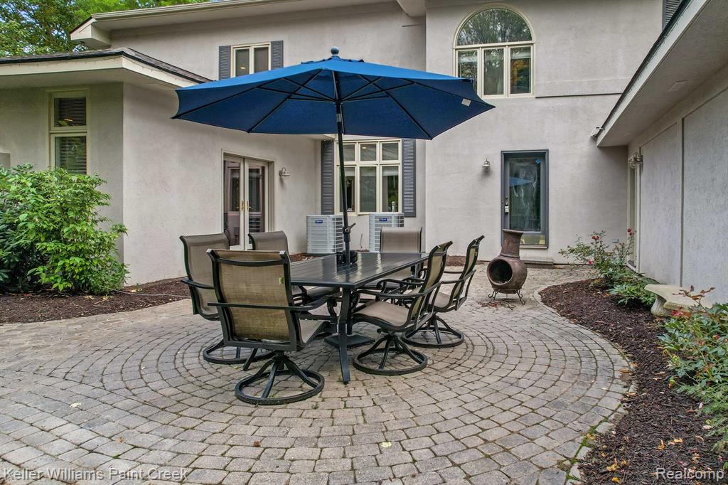 1615 Crossbow Court Rochester Hills, MI 48306 - Photo 7 of 33 Gallery Image 7