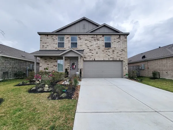$2,000 | 18670 Scopello Drive, New Caney, TX 77357