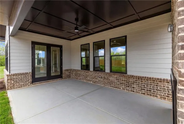 a view of an outdoor space and a yard