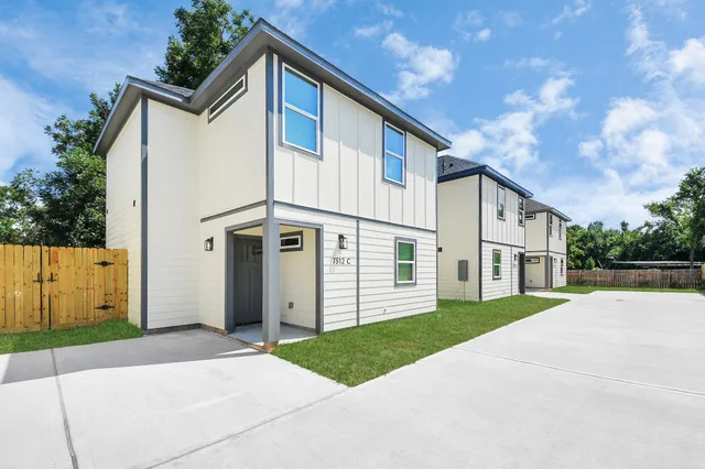 $199,000 | 7312 Wileyvale Road, Unit C, Houston, TX 77016