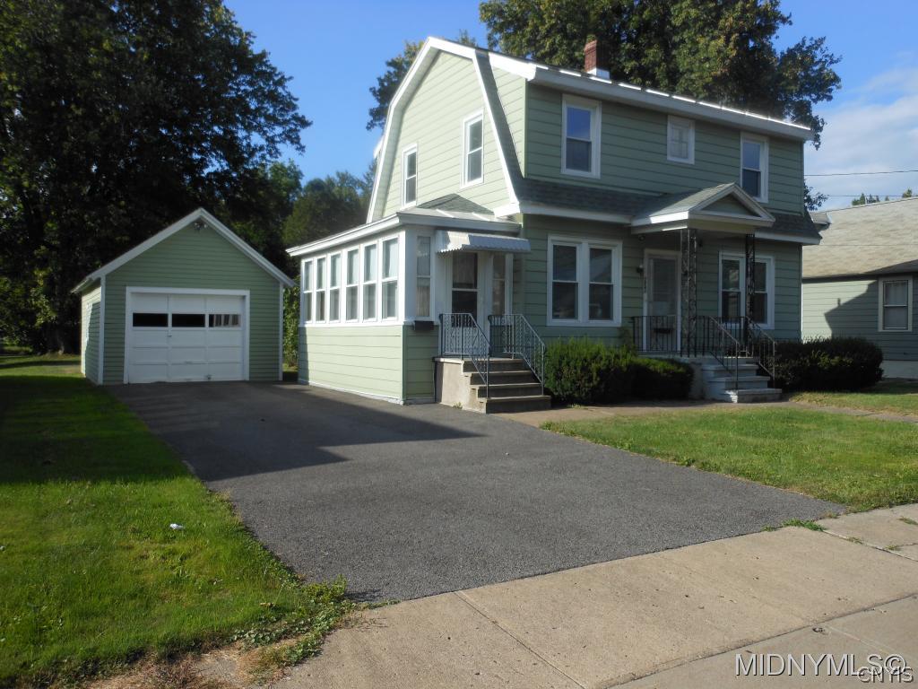 528 South George Street Rome, NY 13440 - Photo 4 of 12