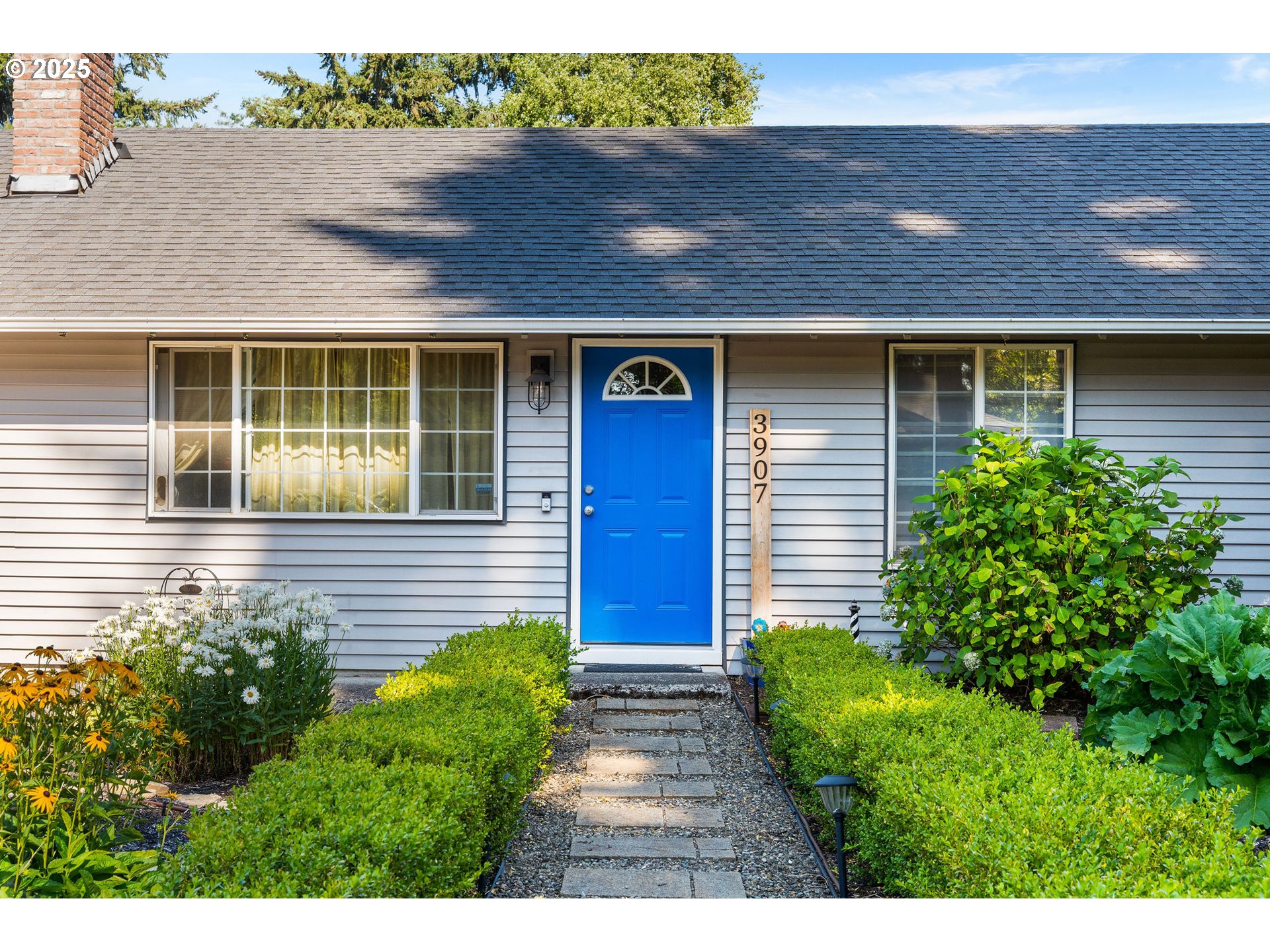 3907 Northeast Rancho Drive Vancouver, WA 98682 - Photo 2 of 48