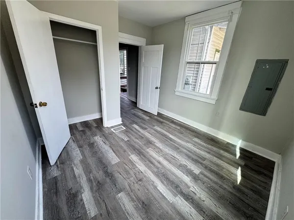 $1,250 | 2300 Valence Street, Unit 101, New Orleans, LA 70115