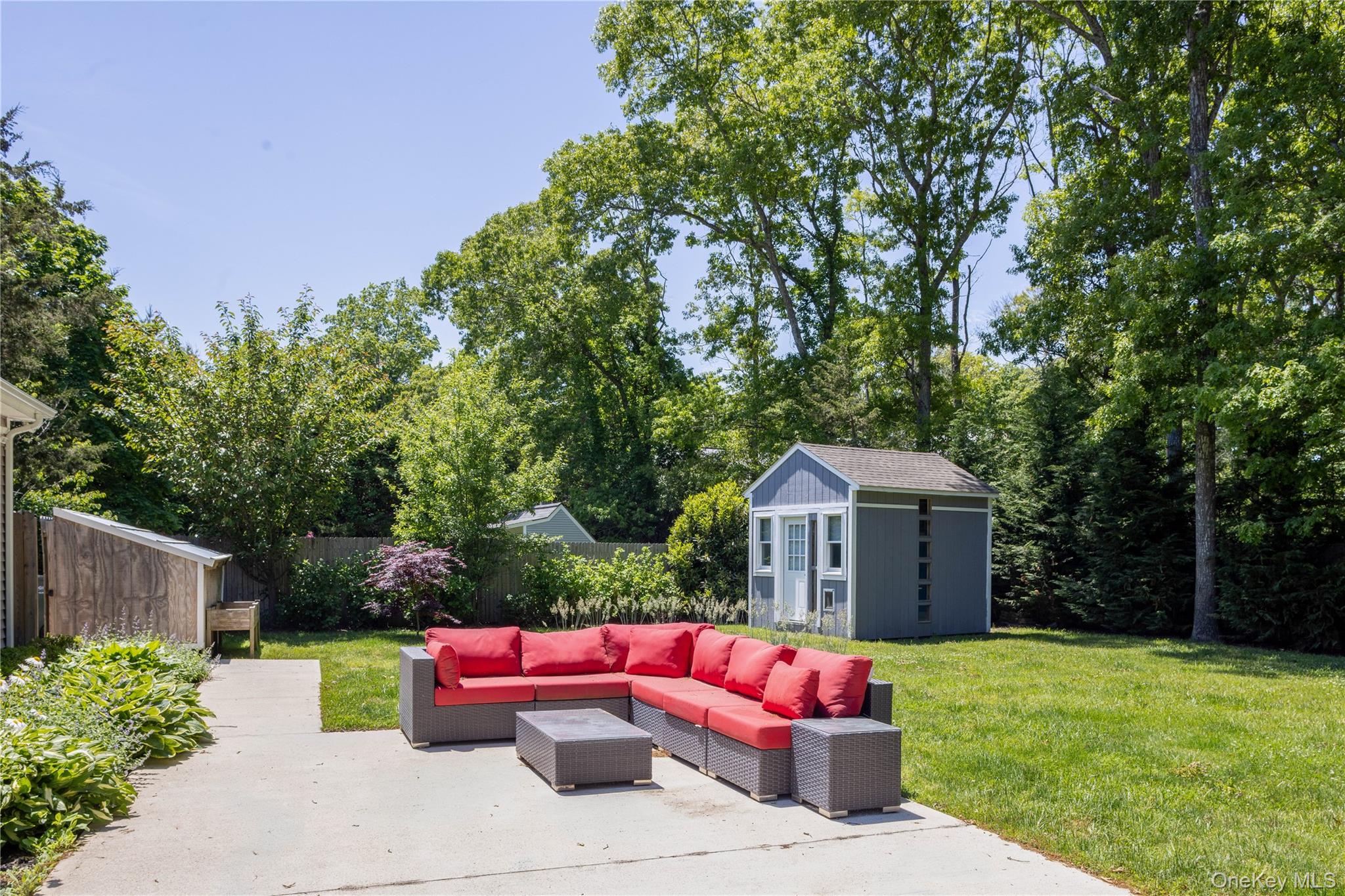 29 Matthews Drive Remsenburg, NY 11960 - Photo 19 of 23