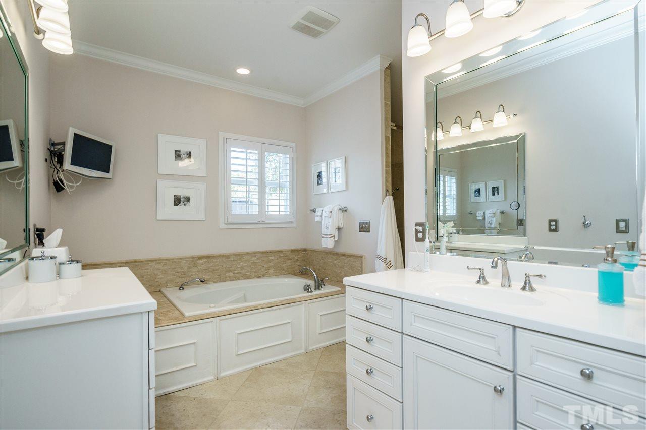 414 Yarmouth Road Raleigh, NC 27608 - Photo 17 of 25