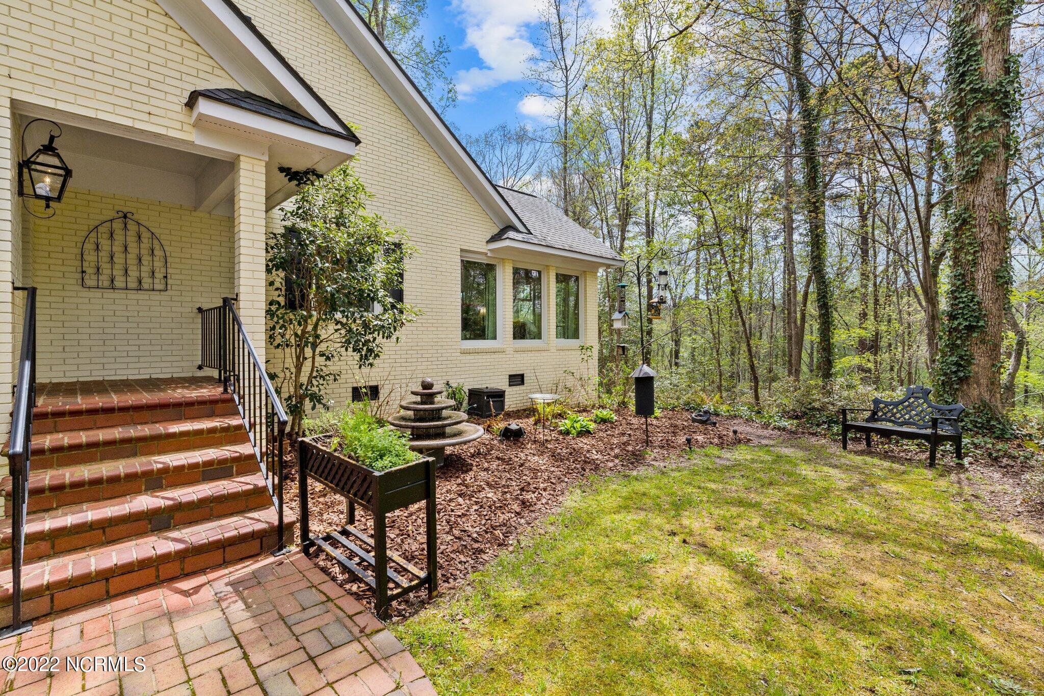 837 Williamsburg Drive Rockingham, NC 28379 - Photo 5 of 55 6-web-or-mls-IMG_4996