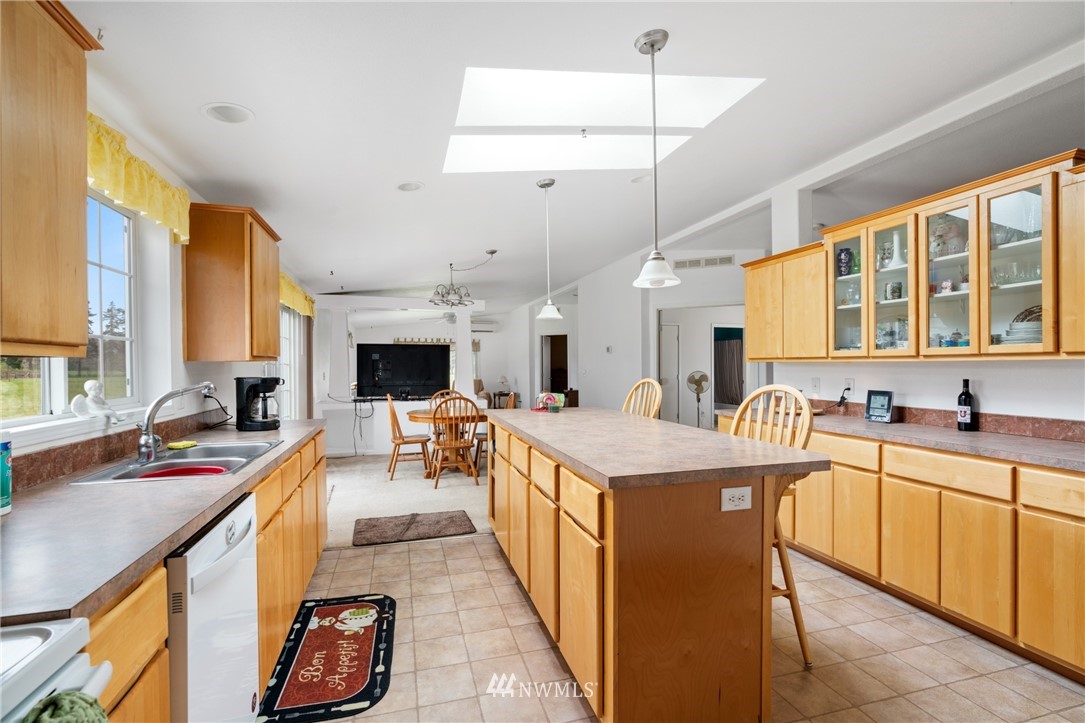 88 Alexander Road Raymond, WA 98577 - Photo 14 of 20 Gallery Image 14